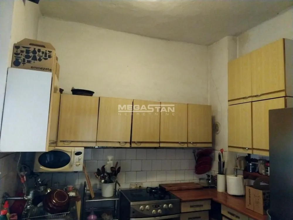 Prodaja, kuća, 200m², Zemun Gardoš, Zemun Sve Podlokacije