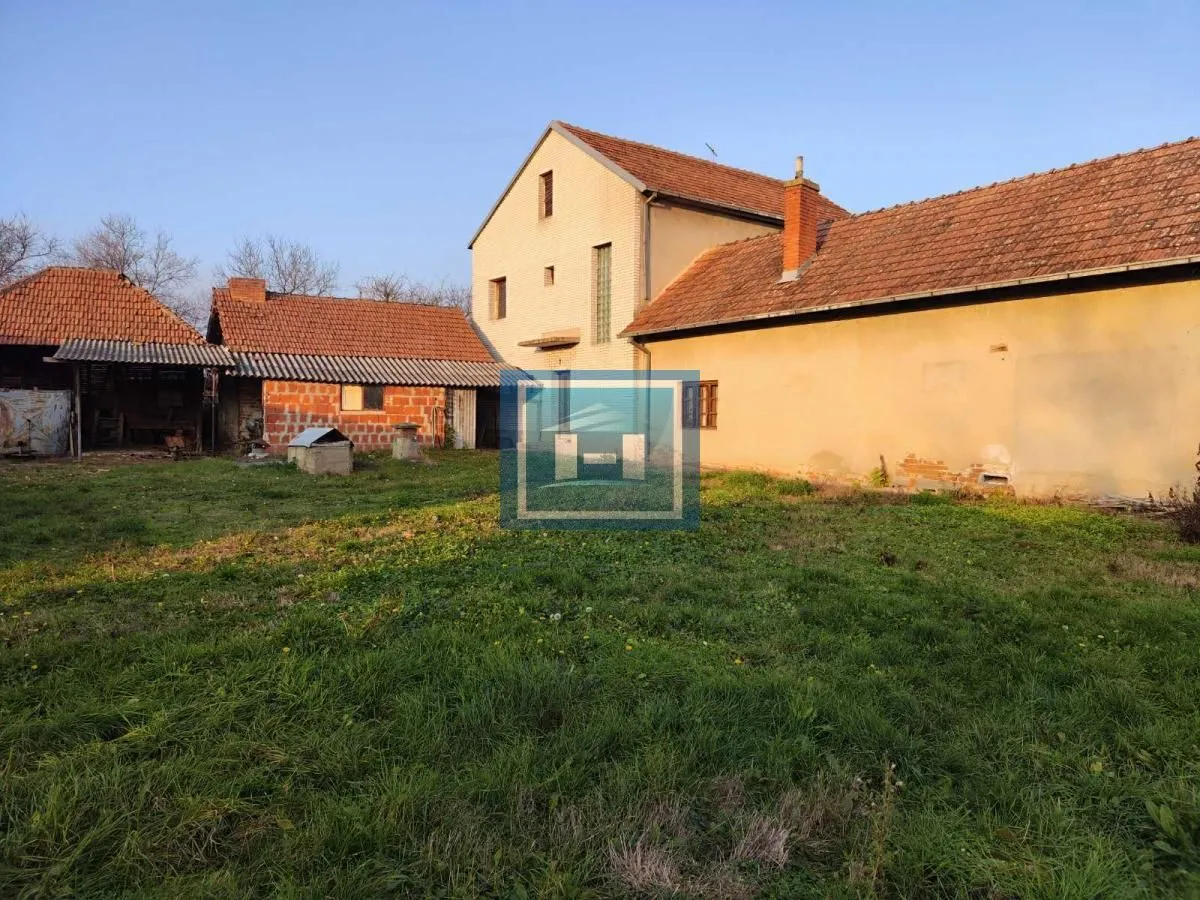 Prodaja, kuća, 200m², Dragocvet, Jagodina