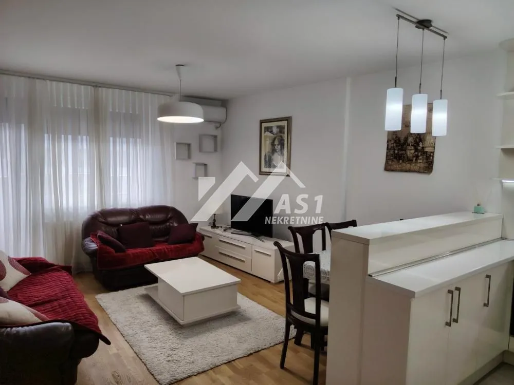 Izdavanje, trosoban stan, 65m², Novi Majur, Petrovaradin