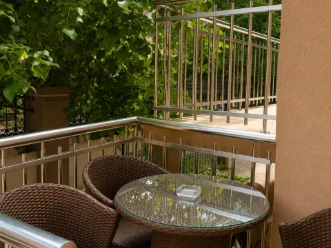 Rent, house, 120m², Stari Aerodrom, Podgorica - image 10