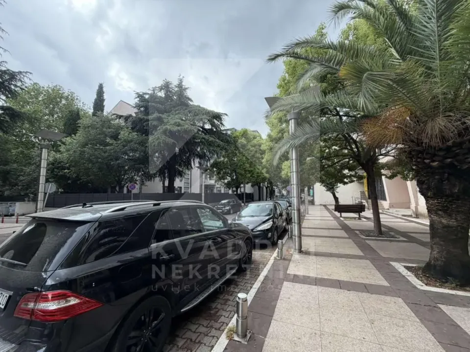 Sale, office space, 76m², Centar, Podgorica