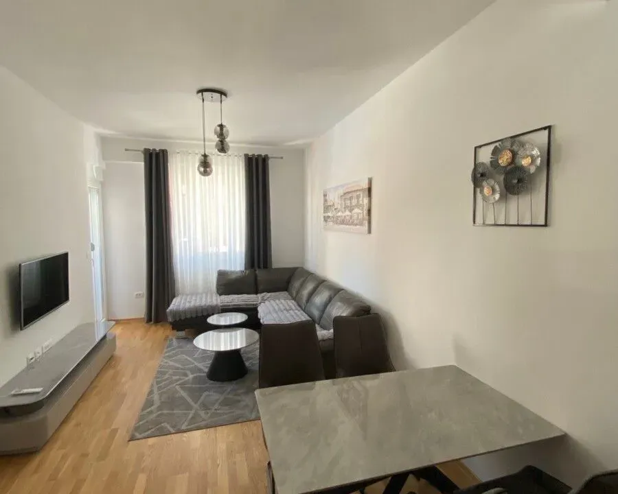 Izdavanje, jednosoban stan, 45m², Zabjelo, Podgorica