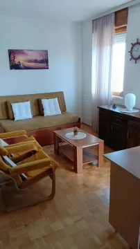 Rent, one bedroom apartment, 44m², Stari Aerodrom, Podgorica - image 2