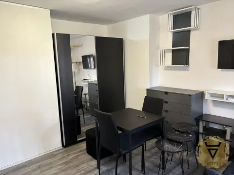 Prodaja, garsonjera, 21m², Kanarevo Brdo, Beograd - image 2