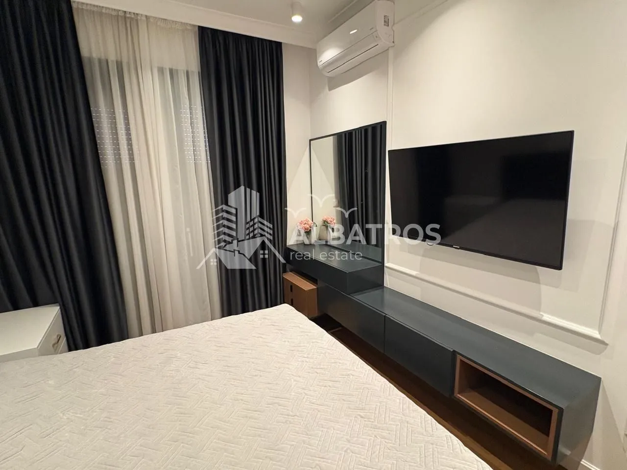 Rent, two bedroom apartment, 80m², Centar, Bar
