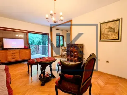 Prodaja, trosoban stan, 100m², Momišići, Podgorica - image 4