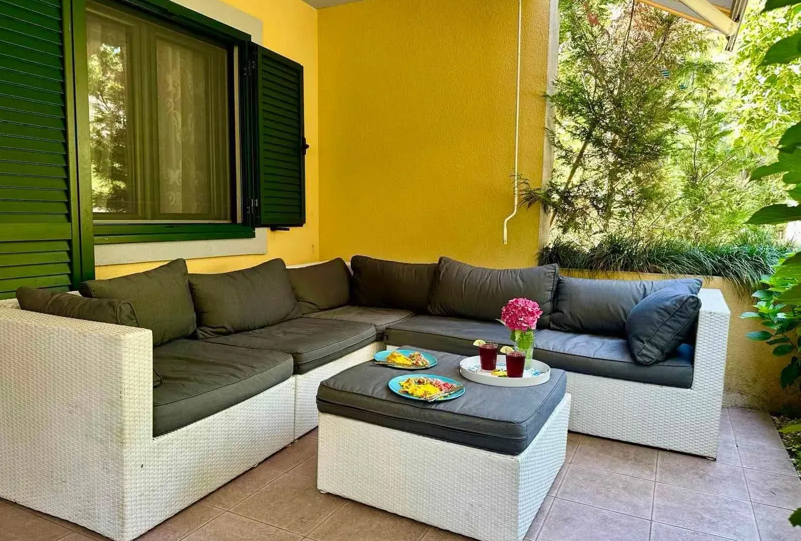 Rent, house, 176m², Lastva Grbaljska, Kotor