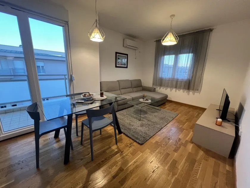 Rent, one bedroom apartment, 42m², City Kvart, Podgorica