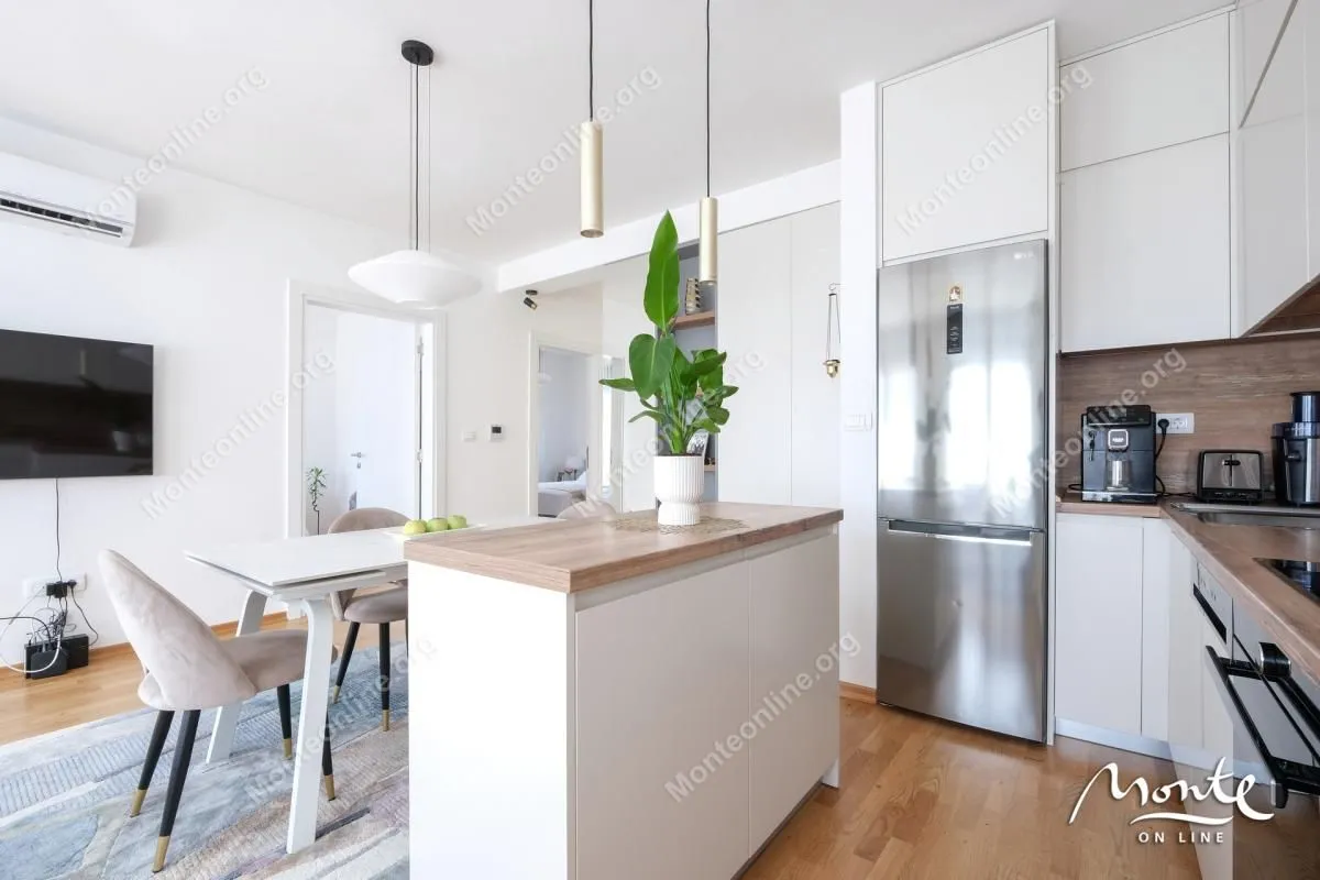 Sale, two bedroom apartment, 63m², Tivat, Crna Gora