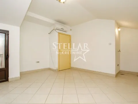 Izdavanje, poslovni prostor, 120m², Stari Aerodrom, Podgorica - image 5