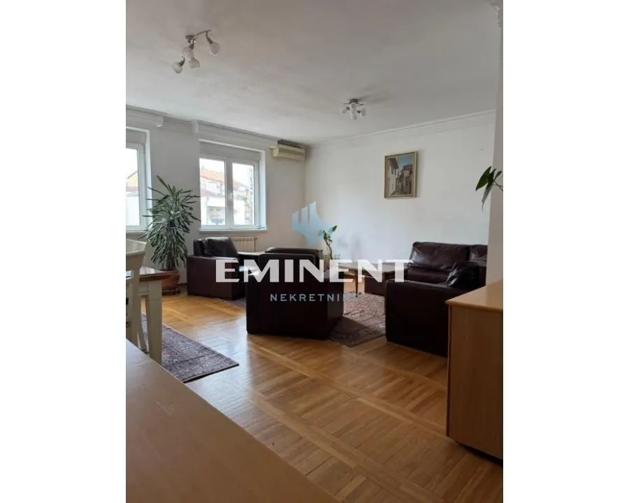 Rent, three bedroom apartment, 90m², Crveni Krst, Beograd
