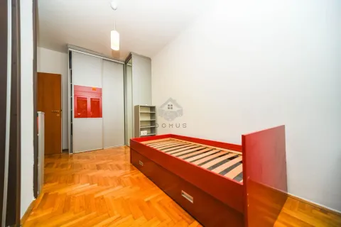 Izdavanje, dvosoban stan, 57m², Preko Morače, Podgorica - image 9