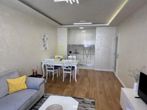 Rent, two bedroom apartment, 68m², Central Point, Podgorica - image 2