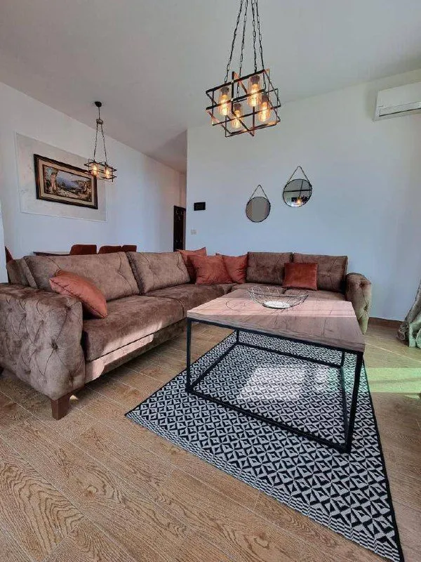 Prodaja, dvosoban stan, 72m², Bečići, Budva