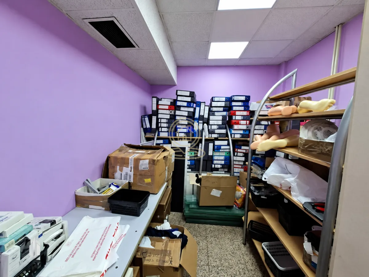 Rent, office space, 170m², Savski Venac, Beograd