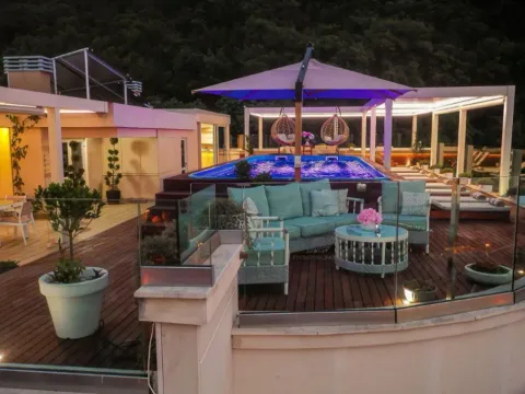 Prodaja, dvosoban stan, 61m², Budva, Crna Gora - image 12