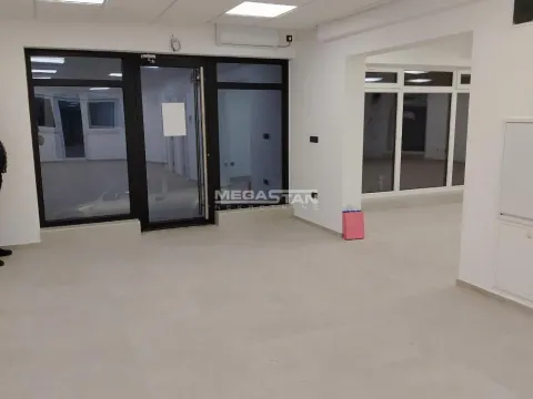 Poslovni prostor in Uciteljsko Naselje