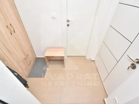 Izdavanje, dvosoban stan, 56m², Stari Aerodrom, Podgorica - image 10