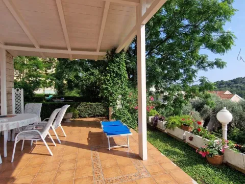 Sale, two bedroom apartment, 56m², Petrovac, Budva - image 6