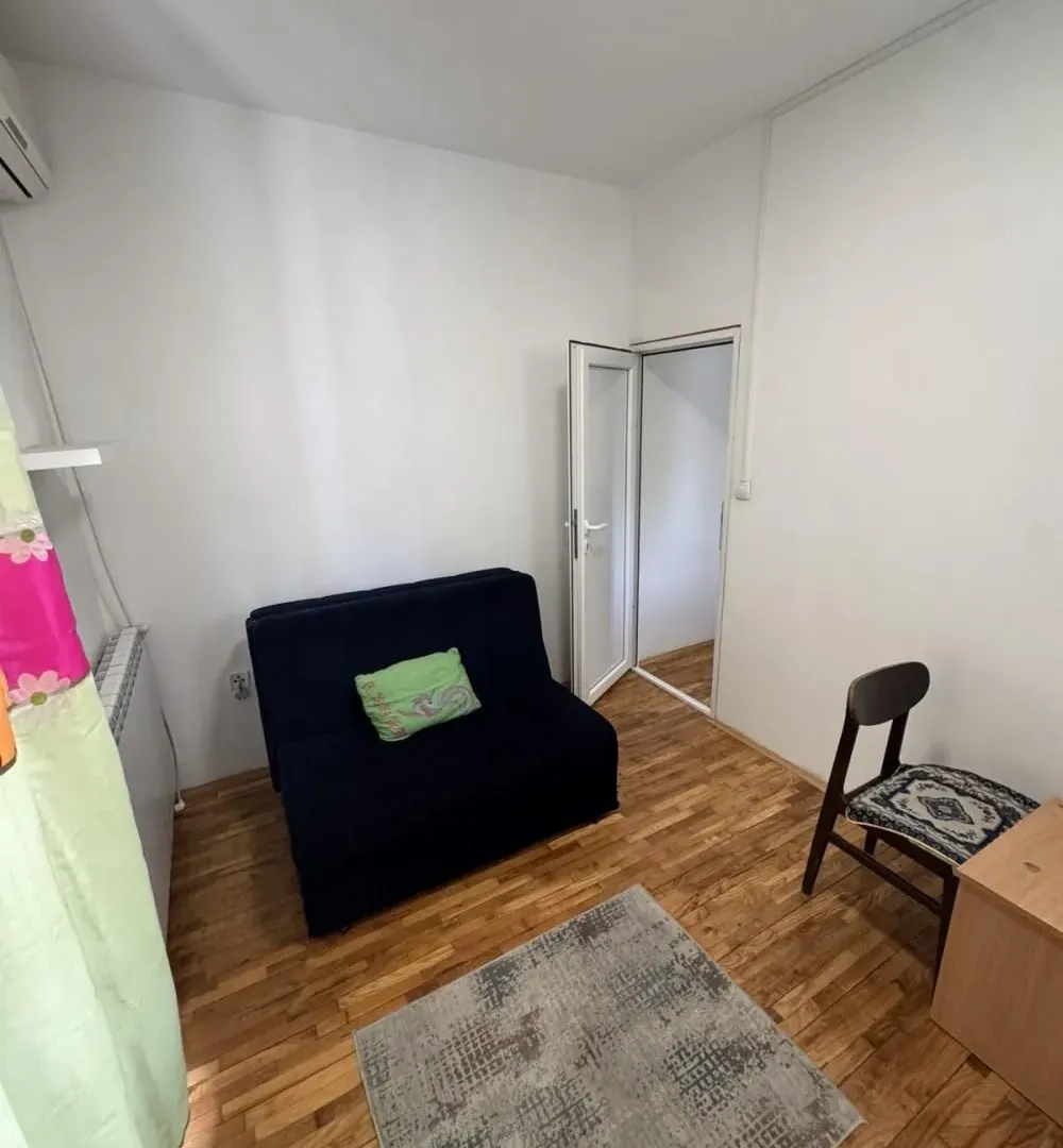 Rent, one bedroom apartment, 35m², Južni Bulevar, Vračar Sve Podlokacije