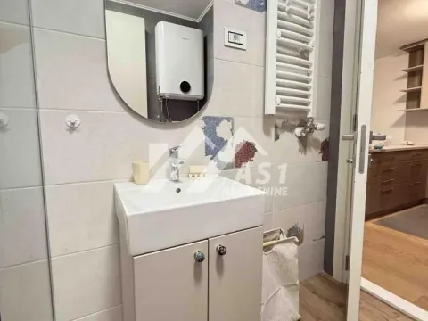 Izdavanje, jednosoban stan, 43m², Sajam, Novi Sad Sve Podlokacije - image 9