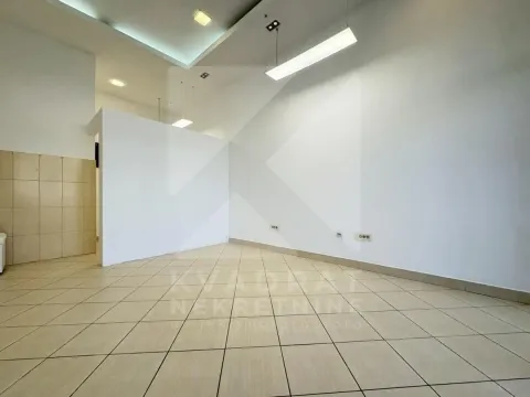 Rent, office space, 23m², Stari Aerodrom, Podgorica