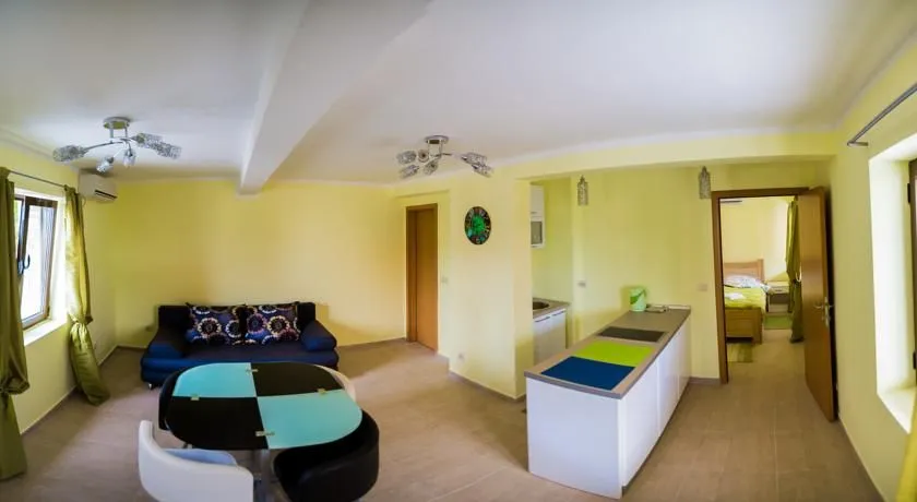 Prodaja, kuća, 218m², Tivat, Crna Gora