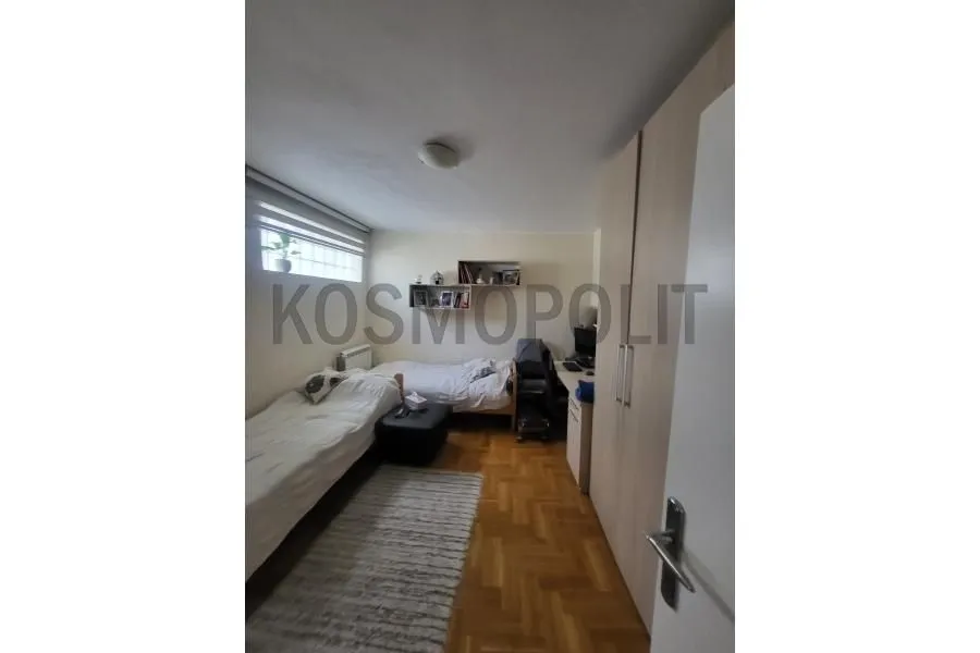 Sale, three bedroom apartment, 88m², Petlovo Brdo, Beograd
