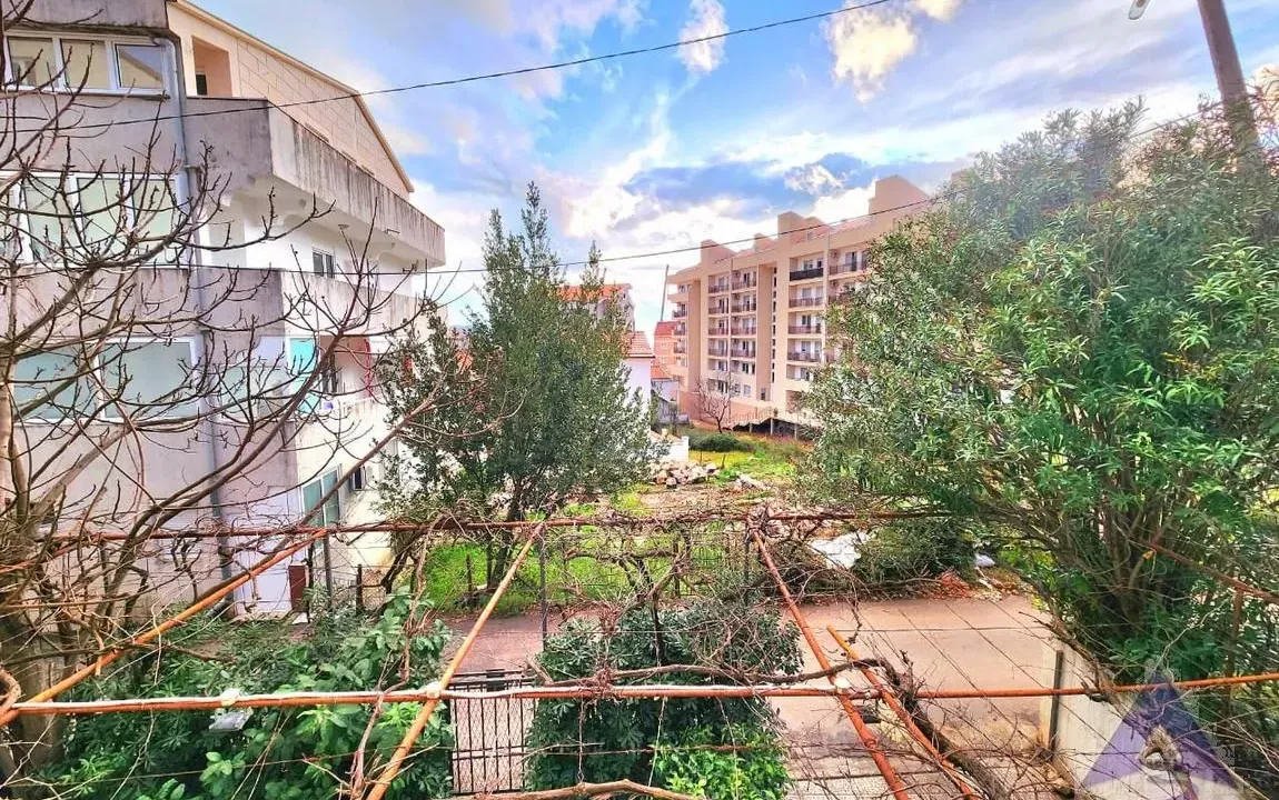 Prodaja, trosoban stan, 114m², Podkošljun, Budva