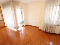 Izdavanje, stan, 205m², Čubura, Beograd - image 18