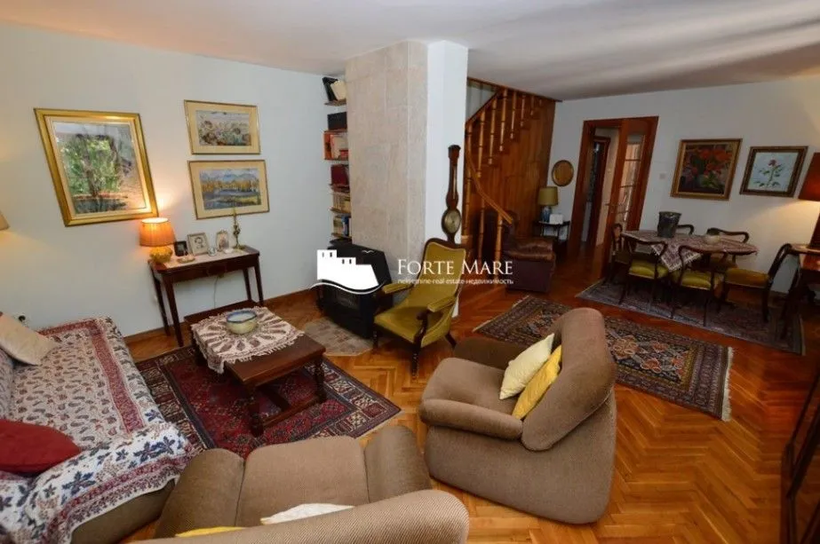Prodaja, kuća, 160m², Kamenari, Herceg Novi