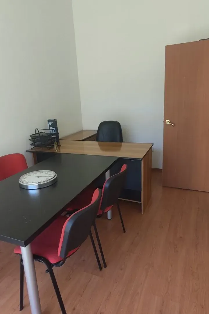 Rent, office space, 28m², Stari Aerodrom, Podgorica