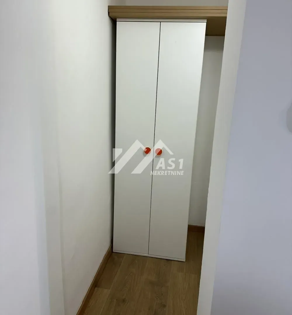 Izdavanje, stan, 32m², Novi Sad Sve Podlokacije, Novi Sad