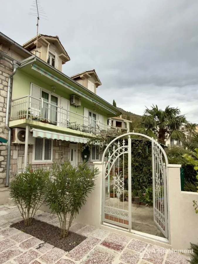 Prodaja, kuća, 148m², Kamenari, Herceg Novi