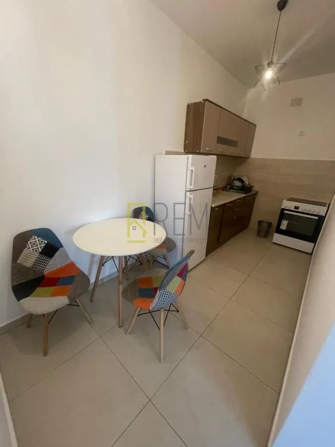 Prodaja, jednosoban stan, 40m², Pobrežje, Podgorica