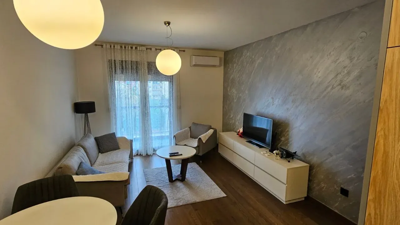 Izdavanje, jednosoban stan, 48m², Ljubović, Podgorica