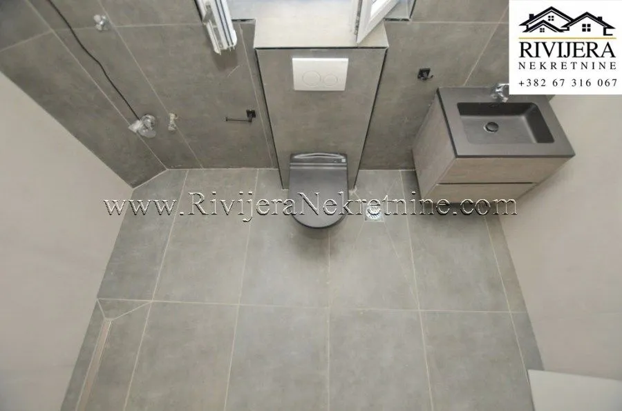 Prodaja, dvosoban stan, 74m², Đenovići, Herceg Novi