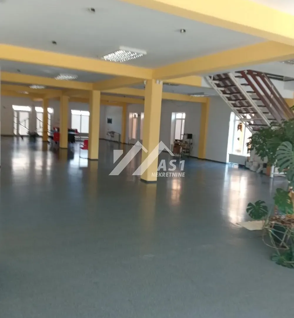 Rent, office space, 720m², Novi Sad Sve Podlokacije, Novi Sad