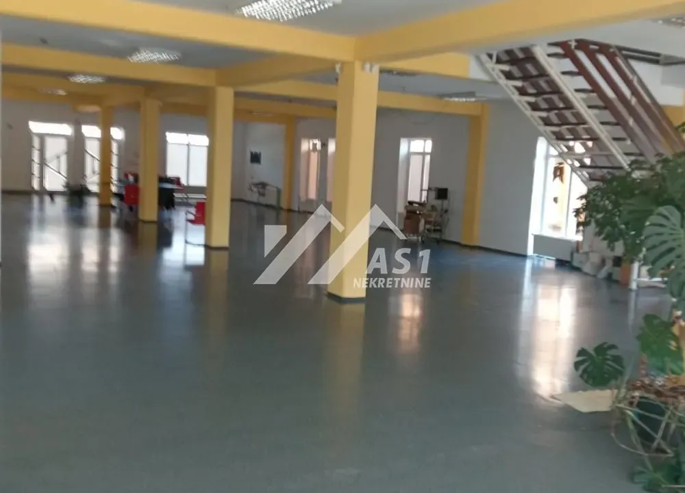 Rent, office space, 720m², Novi Sad Sve Podlokacije, Novi Sad