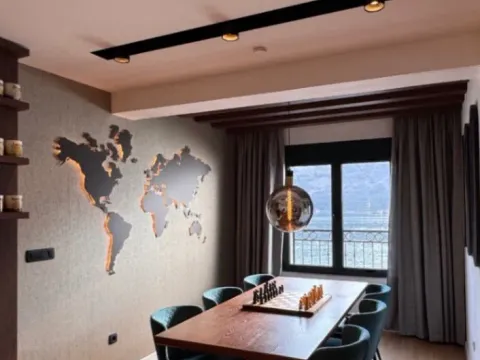 Sale, two bedroom apartment, 85m², Dobrota, Kotor - image 9