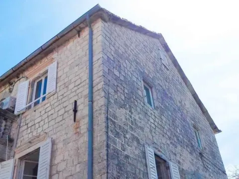 Prodaja, kuća, 220m², Prčanj, Kotor - image 1