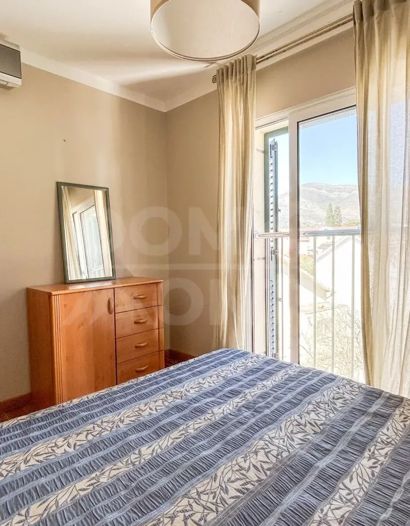 Rent, two bedroom apartment, 60m², Tivat, Crna Gora