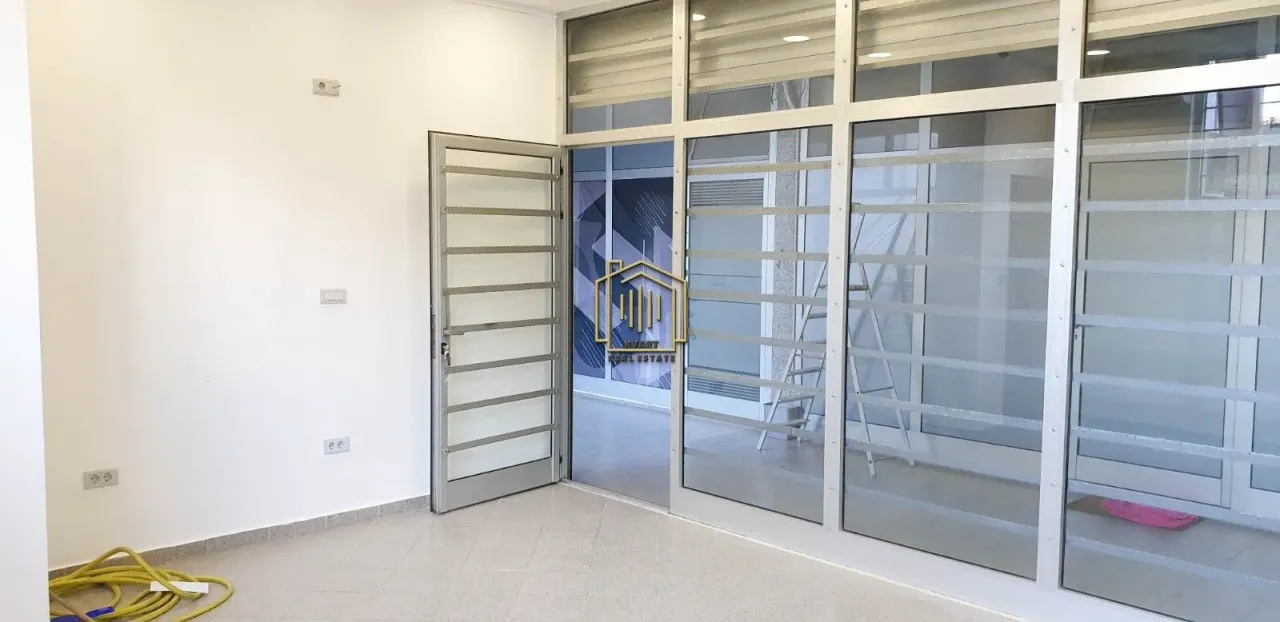 Rent, office space, 24m², Pobrežje, Podgorica