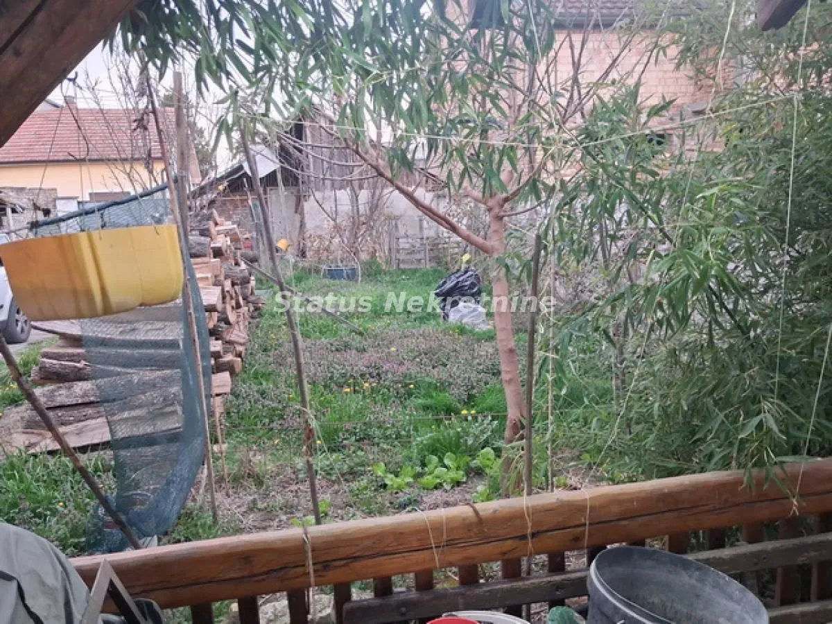 Prodaja, kuća, 156m², Futog, Novi Sad Sve Podlokacije