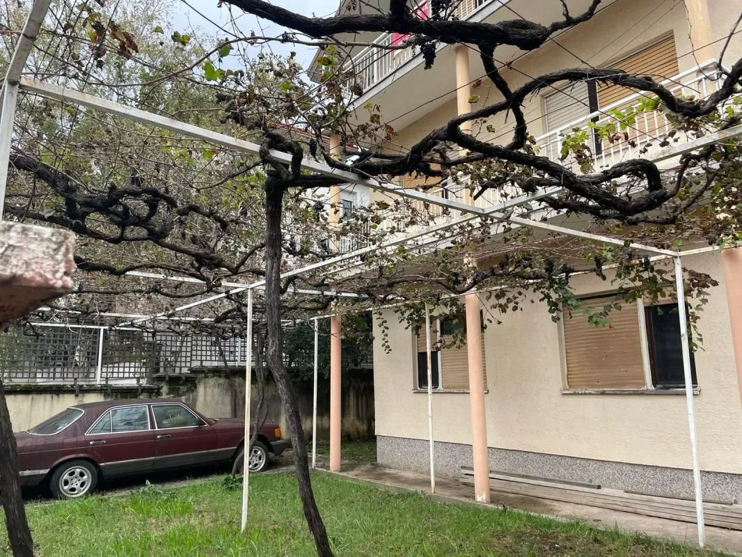 Prodaja, kuća, 212m², Gorica C, Podgorica