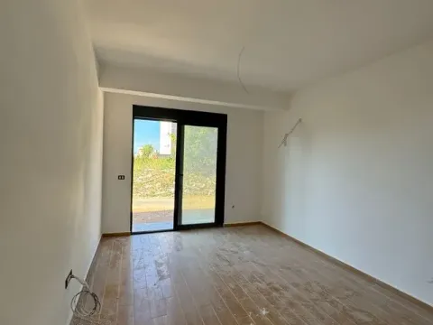 Prodaja, jednosoban stan, 48m², Pinješ, Ulcinj - image 5