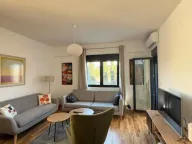 Izdavanje, dvosoban stan, 70m², City Kej, Podgorica - image 3