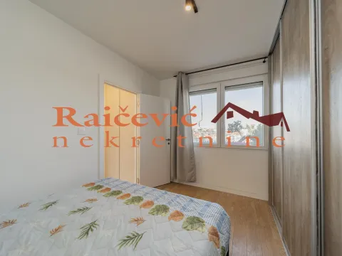 Sale, three bedroom apartment, 136m², Savski Venac, Beograd - image 20