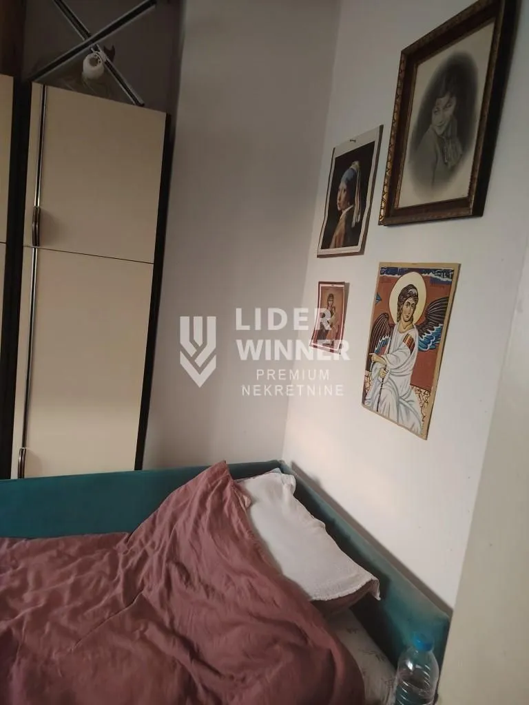 Prodaja, dvosoban stan, 41m², Kanarevo Brdo, Beograd