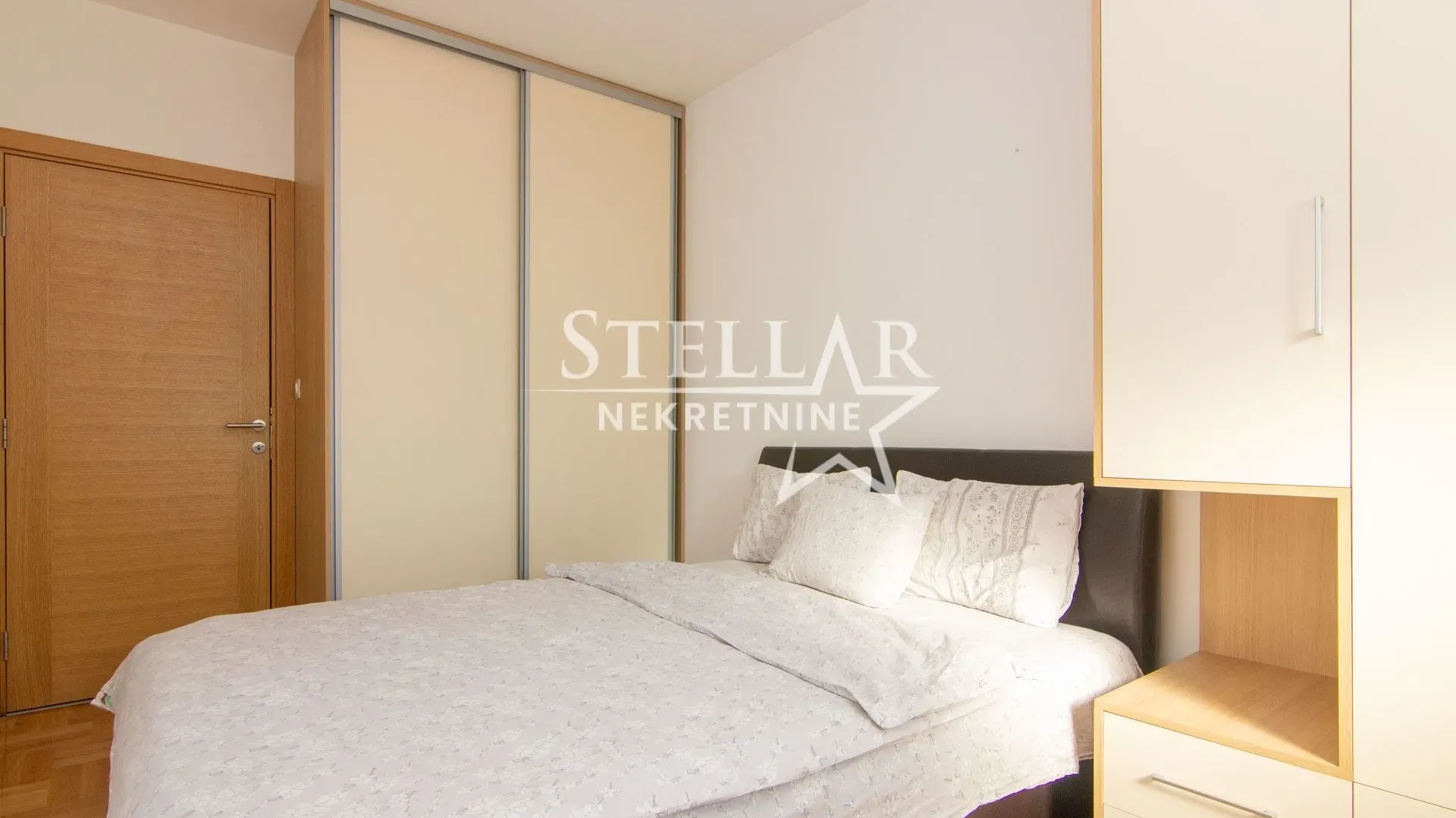 Izdavanje, jednosoban stan, 50m², Stari Aerodrom, Podgorica
